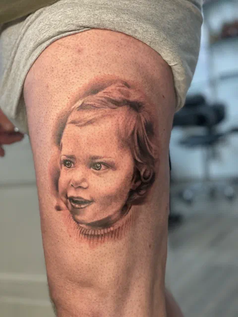 Portret op been